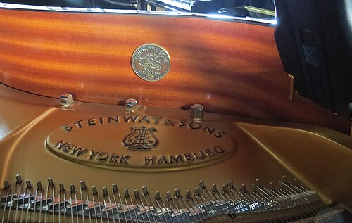 Steinway & Sons B-211 Flügel - Bild 4