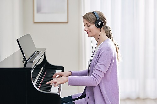 Yamaha CLP 875 WB Digitalpiano - Bild 5